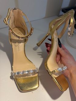 Jessica Simpson Gold Rhinestone High Heels – Size 6
