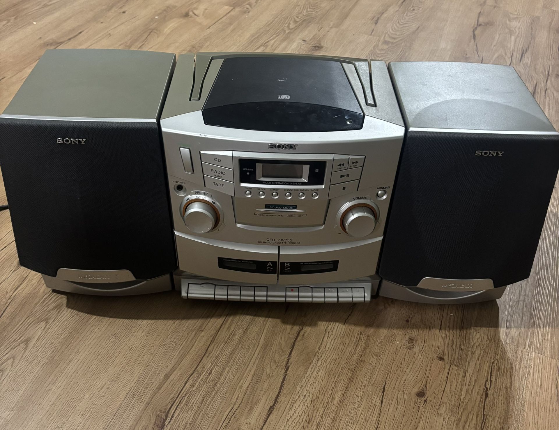 Sony CFD-ZW755