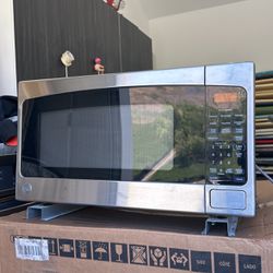 Microwave - GE  stainless Steel - Works Perfectly!