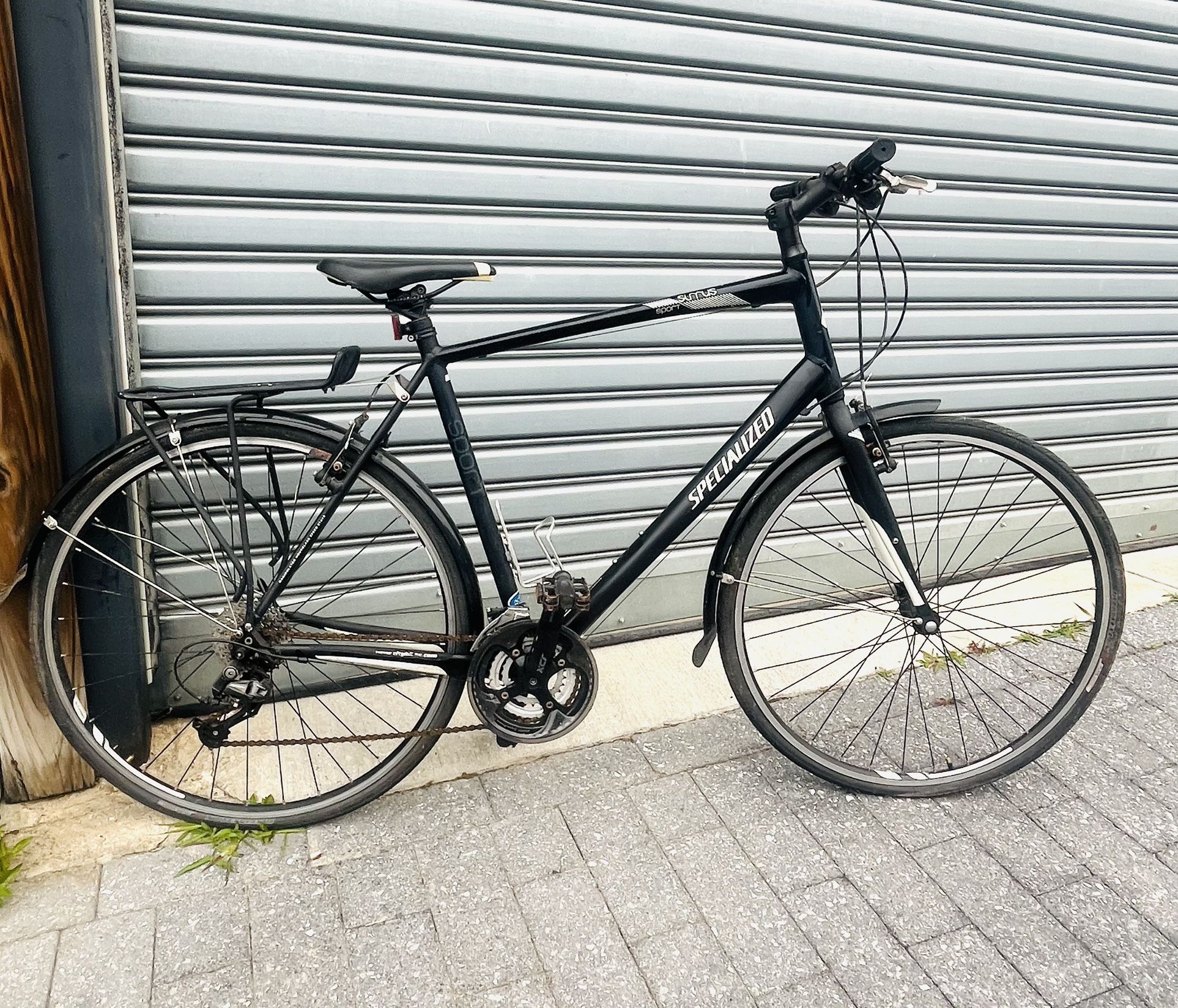 Specialized Sirrus 22 Inch Bike