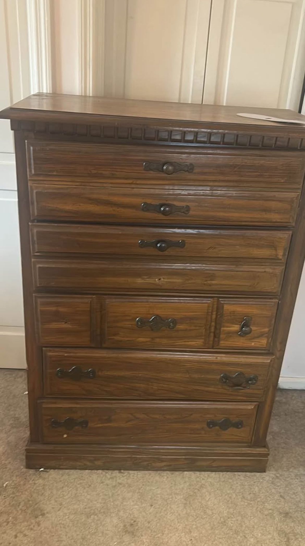 Dresser