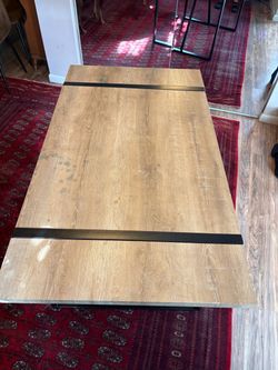 Wayfair Dinner table