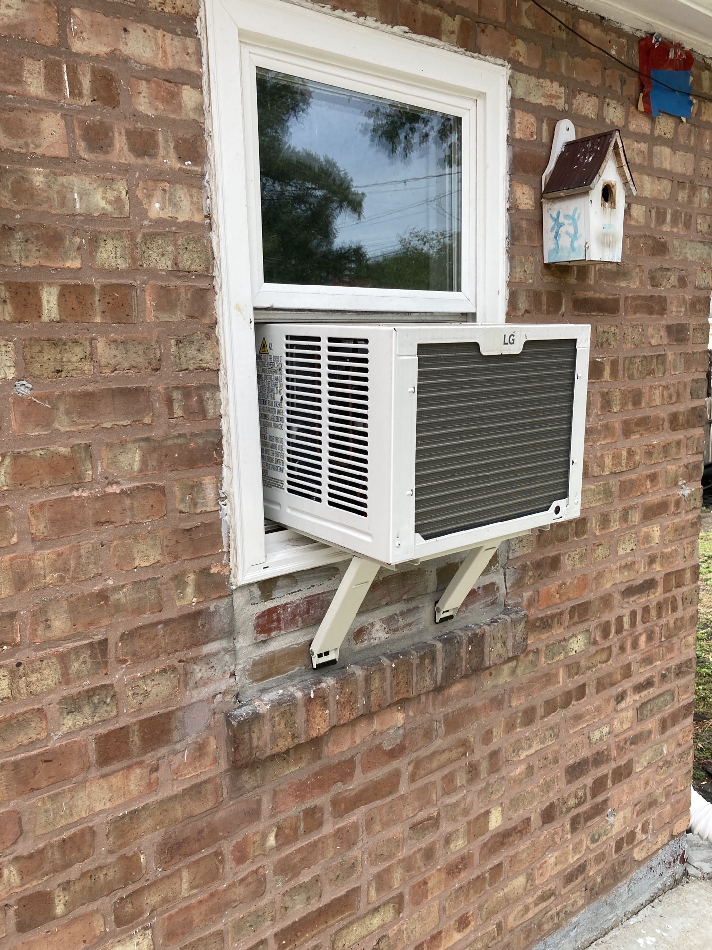 LG Air Conditioner + Heater with Remote Control