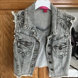 Women’s Denim Vest