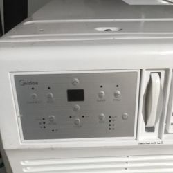 New 25000 BTU Air Conditioner