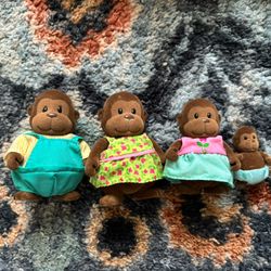 Little Monkey family 