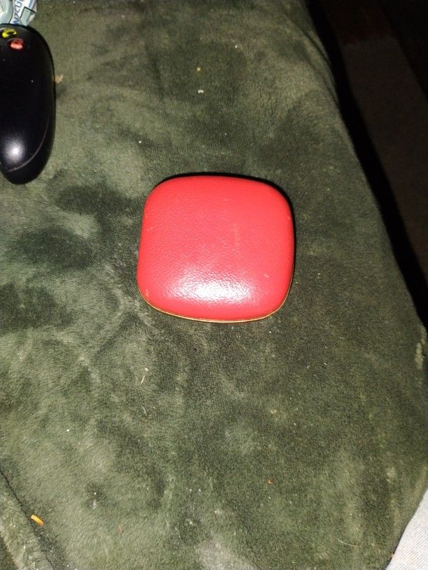 Vintage Elgin Travel Alarm Clock, great condition! Working condition! Original box ! Like NEW!