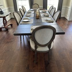 Restoration hardware Dinning Room Table And Chairs 