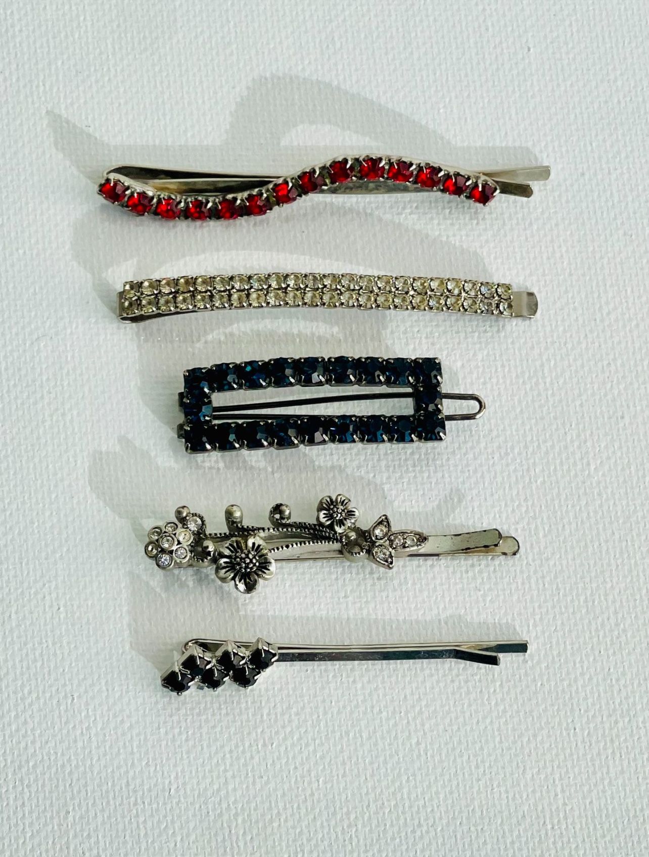 5 Pieces Assorted Sparkle Hair Pins