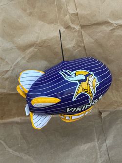 vintage good stuff corp nfl minnesota vikings blimp with hanging loop and suction cup