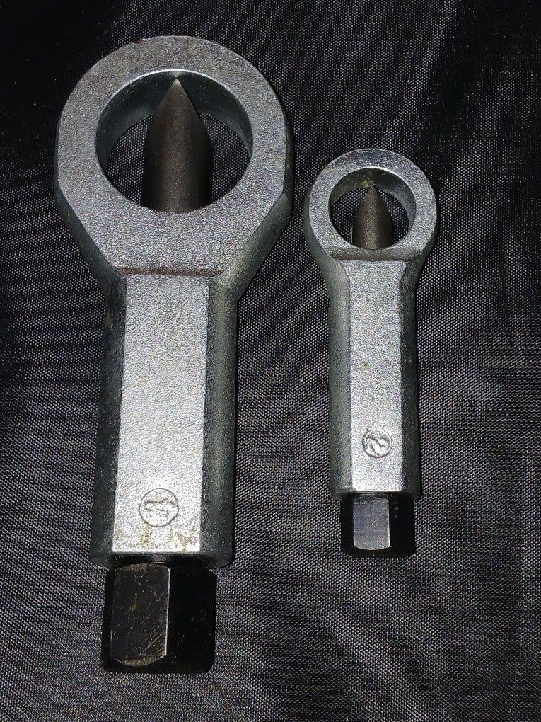 Nut Splitters