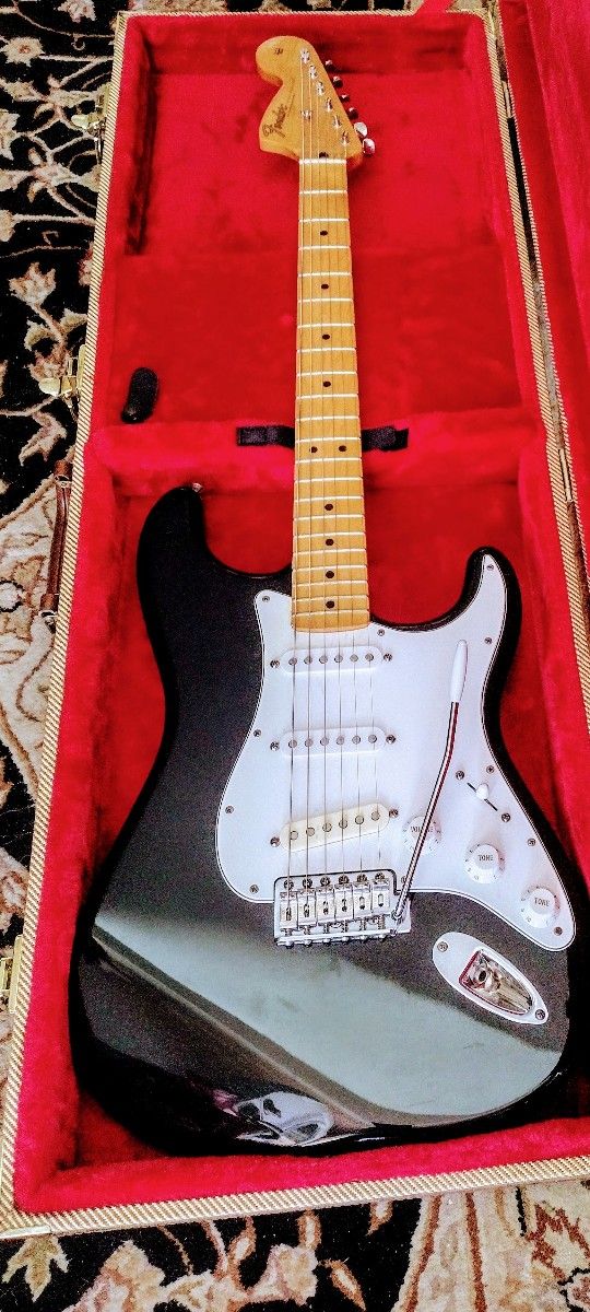 Jimmi Hendrix Style Strat, Reversed Larger Headstock, Classic Fender Black And Cool Maple + With a Nice Hard Case; Trade Your TELECASTER Or Best $