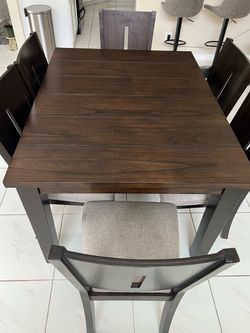 Dining Room Table and Chairs