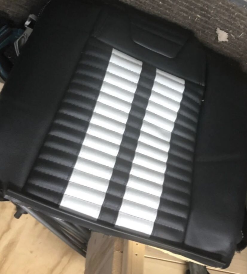 Ford Mustang Seats