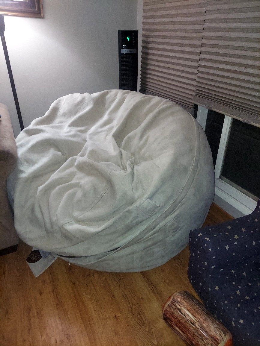 5ft Luvsac