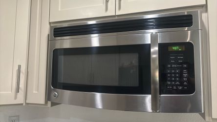 LG Microwave (30 inch)
