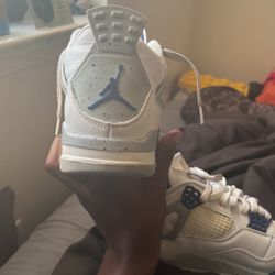 Jordan 4 Retro Midnight Navy