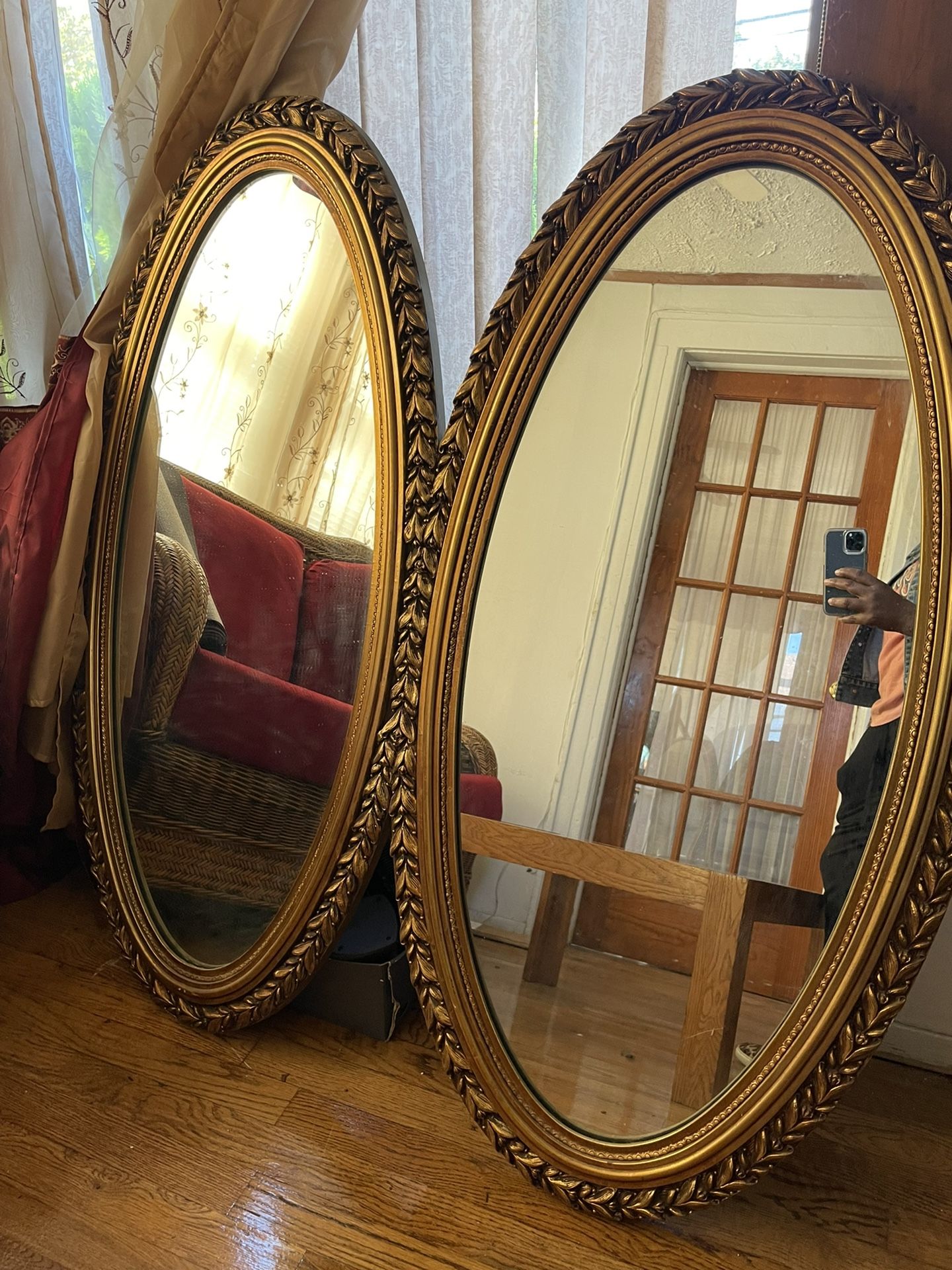 VINTAGE DOUBLE OVAL MIRROR  