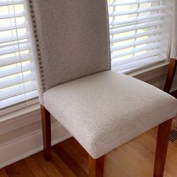 beautiful and clean chairs 🪑 