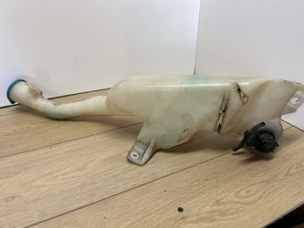 2008-2010 HONDA ODYSSEY FRONT WINDSHIELD WIPER WASHER RESERVOIR BOTTLE TANK OEM