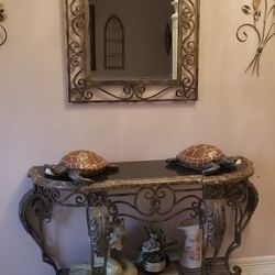 ENTRY TABLE AND MIRROR