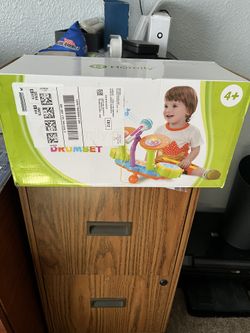 Kids Drumset With Working microphone New In Box Was Shipped 2 Can’t Return