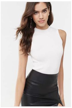 New! White Top Sz Large