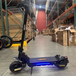 Dual-motor electric scooter