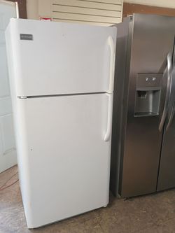 Delivery Available Clean Working Refrigerators
