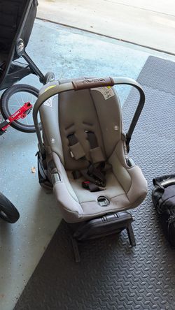 Nuna baby car seat