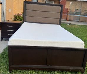Nice full size bed set good mattress set and one night stand