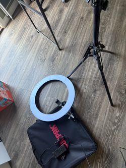 Ring light 19”