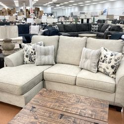 New 92” Sofa Chaise 🔥🔥 SPECIAL 