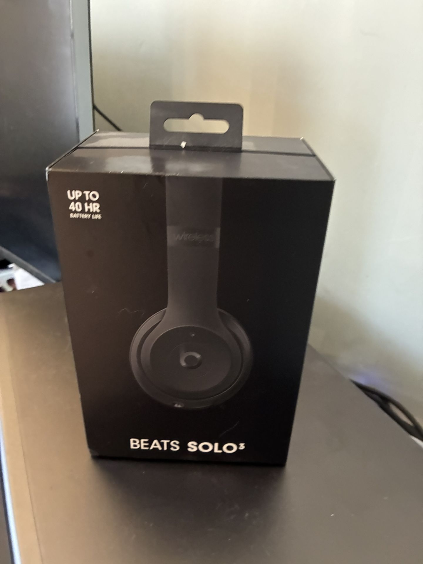 Beats Solo3 Used 1 Time