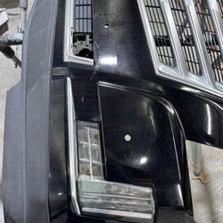 2015-2020 Cadillac Escalade ESV Bumper And Headlights