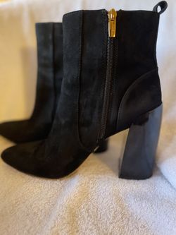 Vince Camuto Black Leather Ankle Boots Size 10 Block Heel