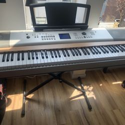 Yamaha Portable Grand Piano Keyboard 