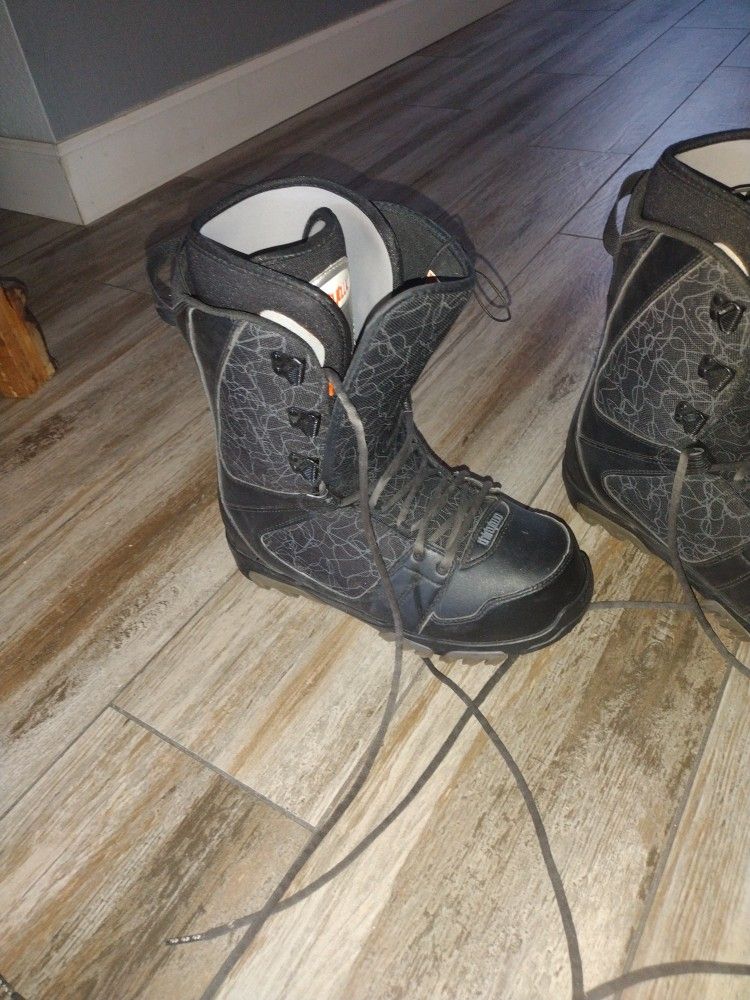 Snow Boots- Mens size 11.5-only Worn Once