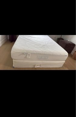 Full Size Mattress With Box
