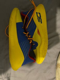 Under armour Curry FLOTRO low 4 size 13 basketball shoe