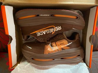 Nike x Renegade Zoom Vomero Premium  / Brown size 8.5