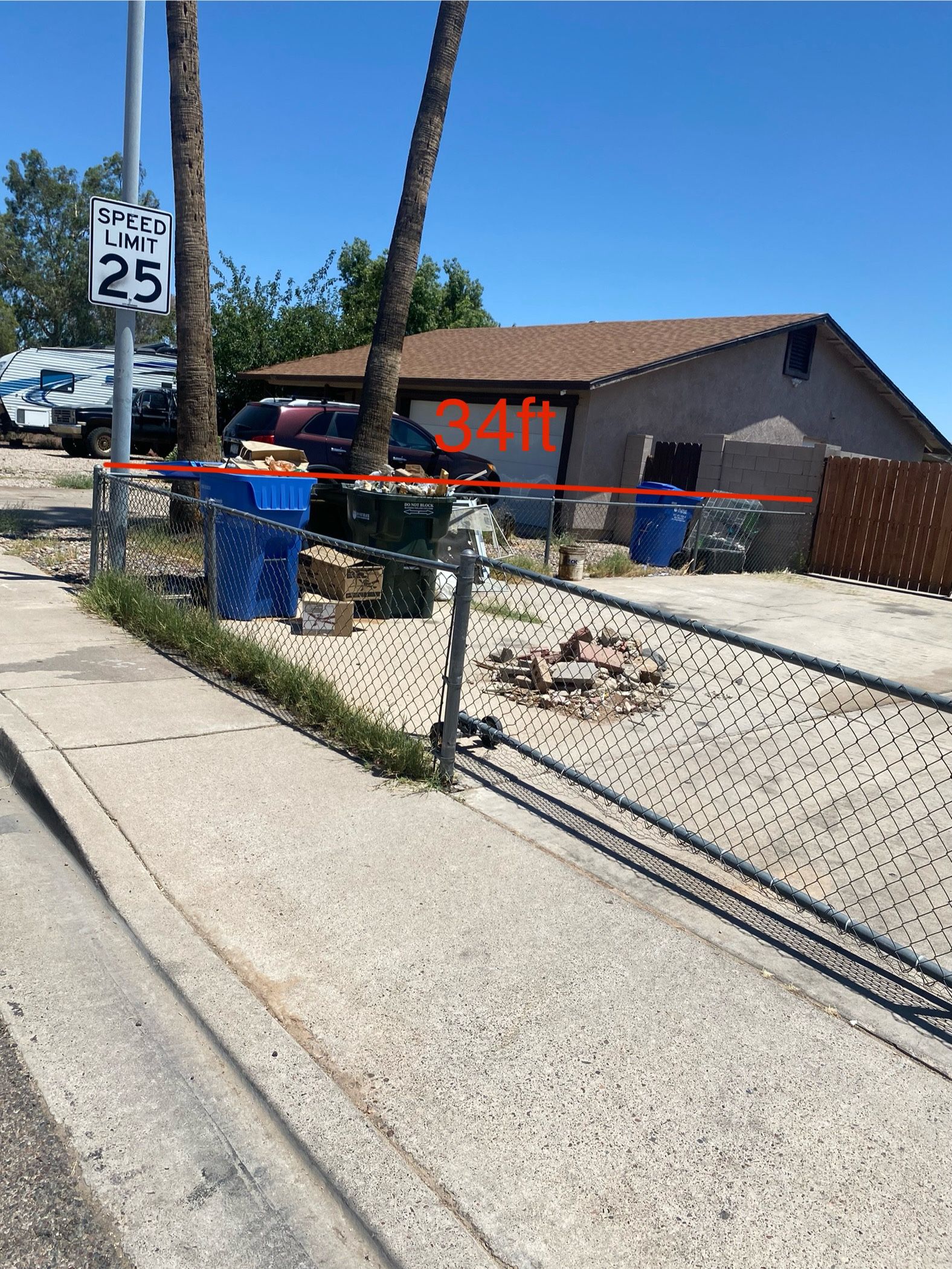 Fence with Rolling Gate
