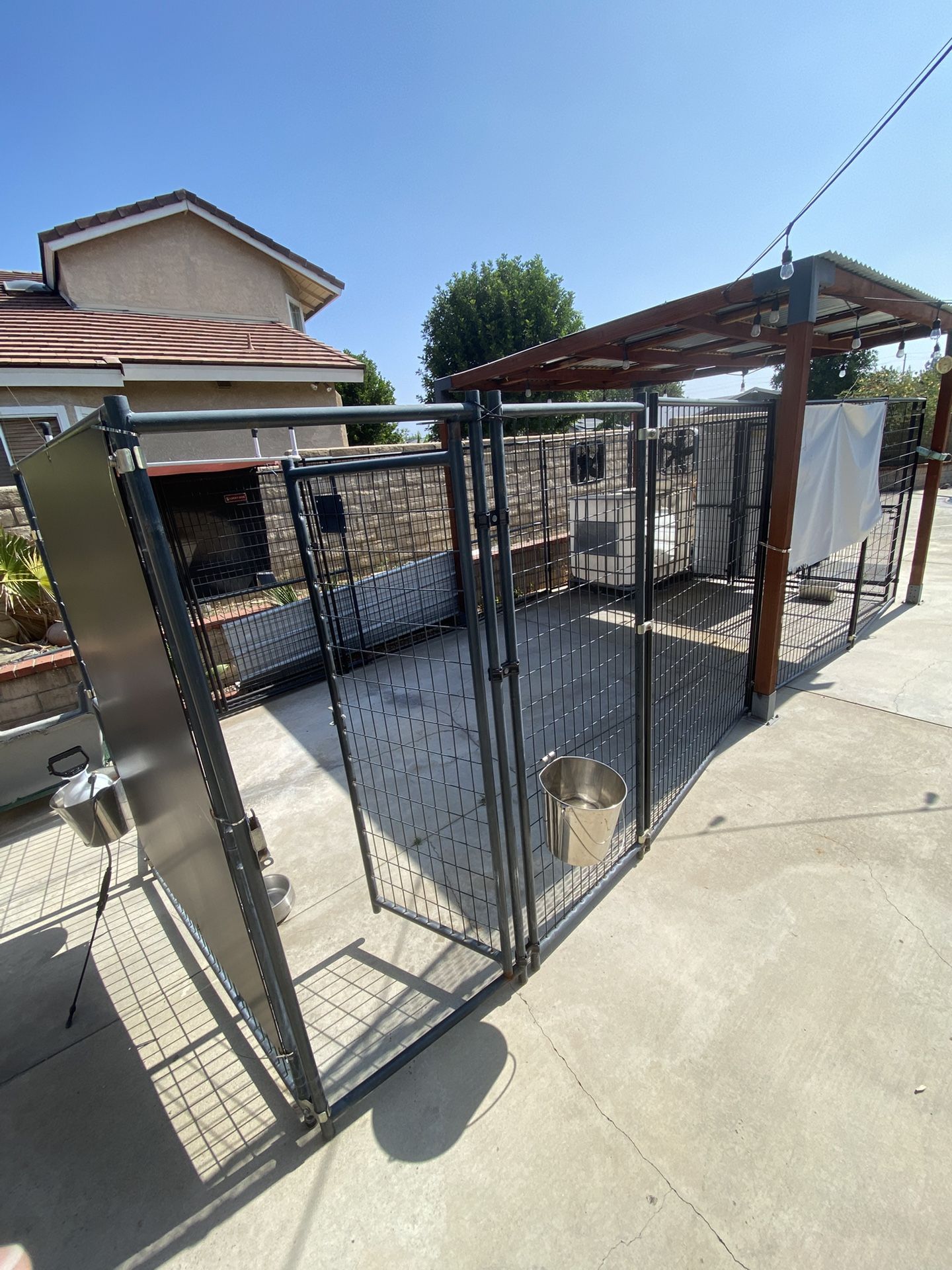 Retriever Lodge And Lucky Dog Kennels Cage Run