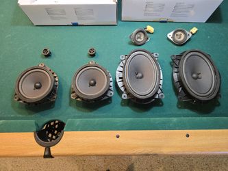 Tundra 2nd Gen Stock Speakers