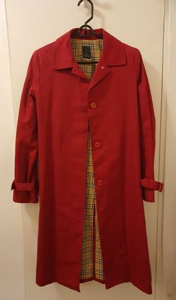 Classic Red Trench Coat with Plaid Lining (Size 55 / S)