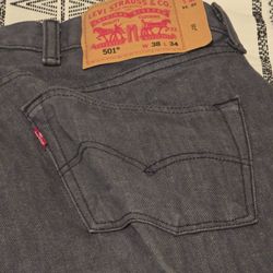 Levi 501 Jeans