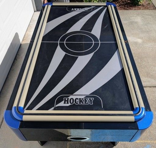 7.5 Ft Air Hockey Table