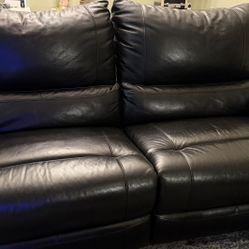Leather Electric Reclining Loveseat With USB Ports On Both Sides - GOOD CONDITION 
