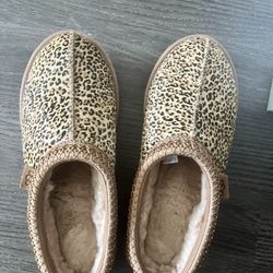 Brand New Authentic Ugg Tasman Leopard Size 10