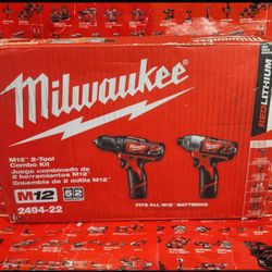 Milwaukee New Kit Drill And Impact, Batteries And Charger 